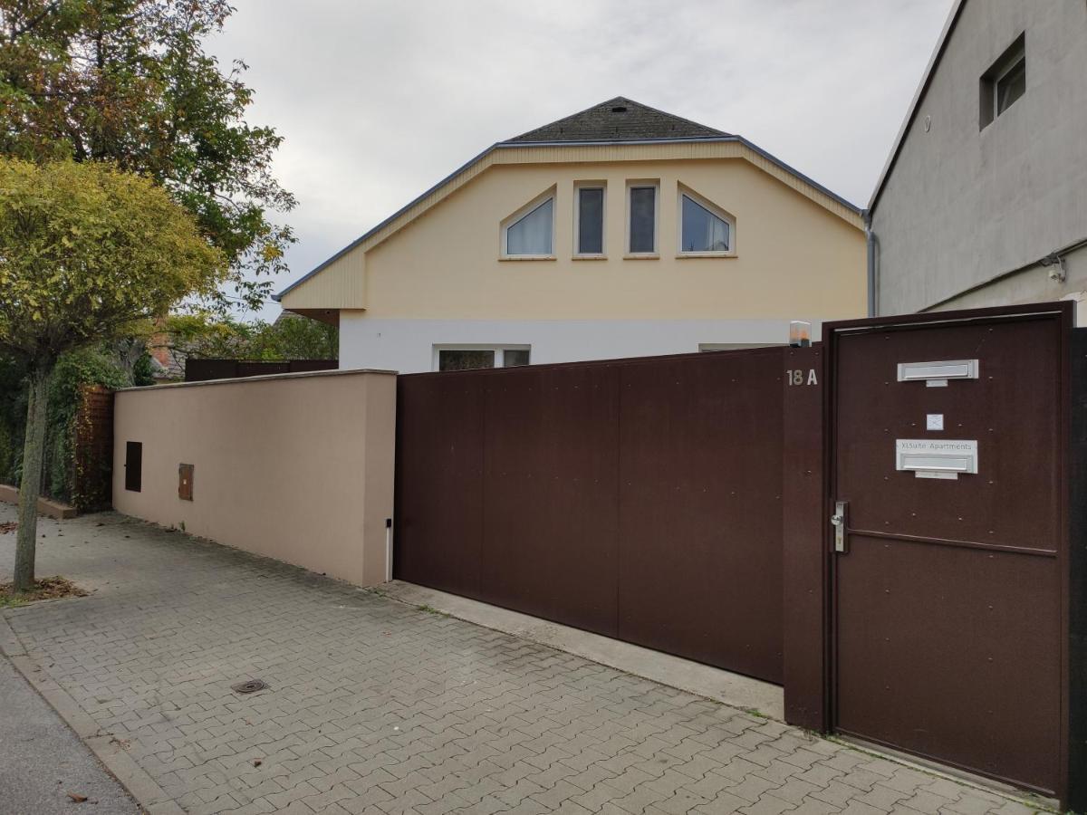 Xlsuite Apartment Comfort Piest'any Eksteriør billede