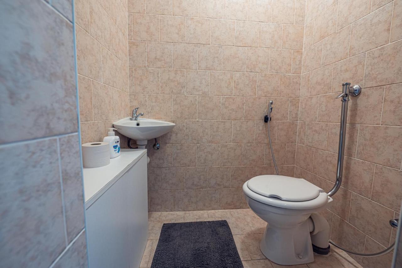 Xlsuite Apartment Comfort Piest'any Eksteriør billede